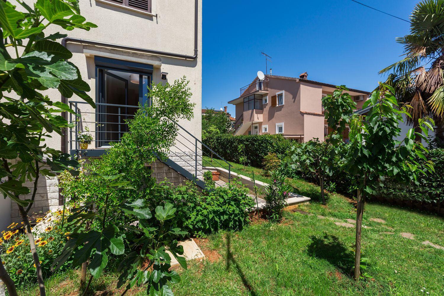 Apartment Frisch Renoviertes Wenige Gehminuten Vom Mit Privatem Balkon, Klima, Grill, Wifi *